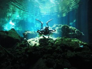 cenote diving