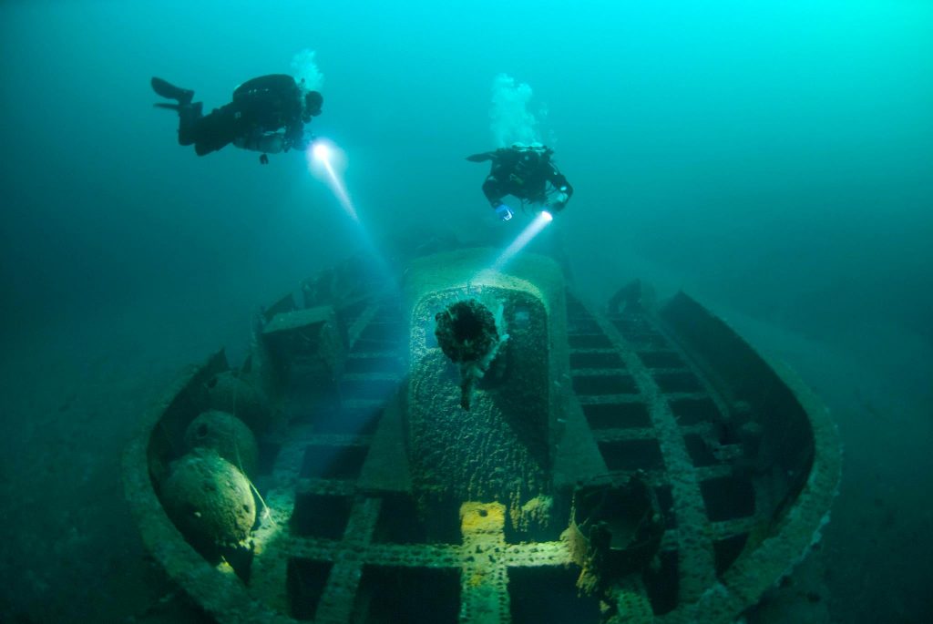 Deep Wreck Dive RUSHKULT