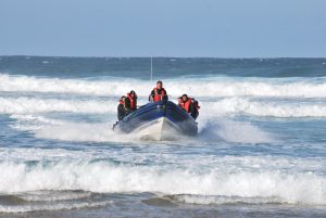 dive boat close to beach