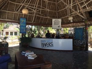 dive center reception