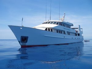 liveaboard vessel australia