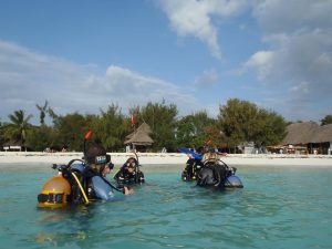 scuba dive lessons zanzibar