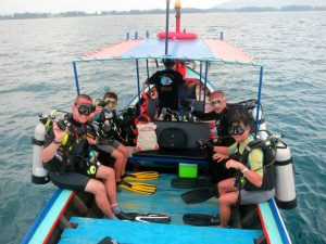 scuba divers thailand