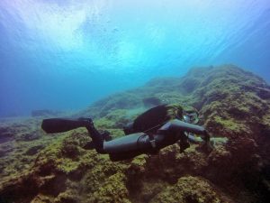 shore dive greece