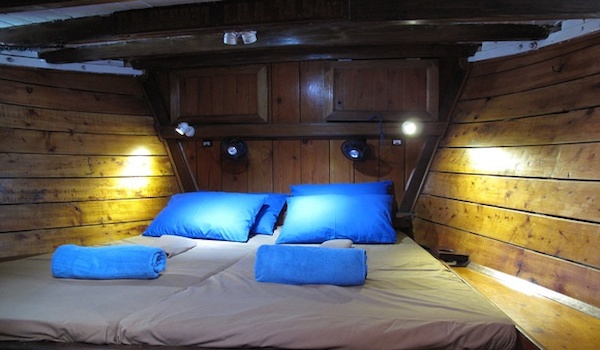 Full_cabin_komodo_liveaboard